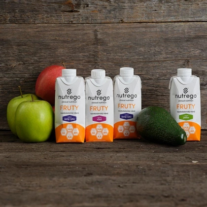 Nutrego FRUTY 330 ml czarna porzeczka (12 szt.) KRÓTKA DATA