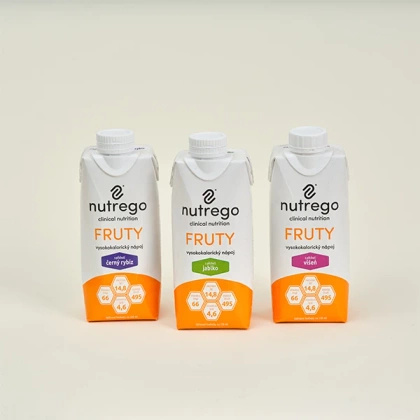 Nutrego FRUTY truskawka 330 ml (12 szt.)